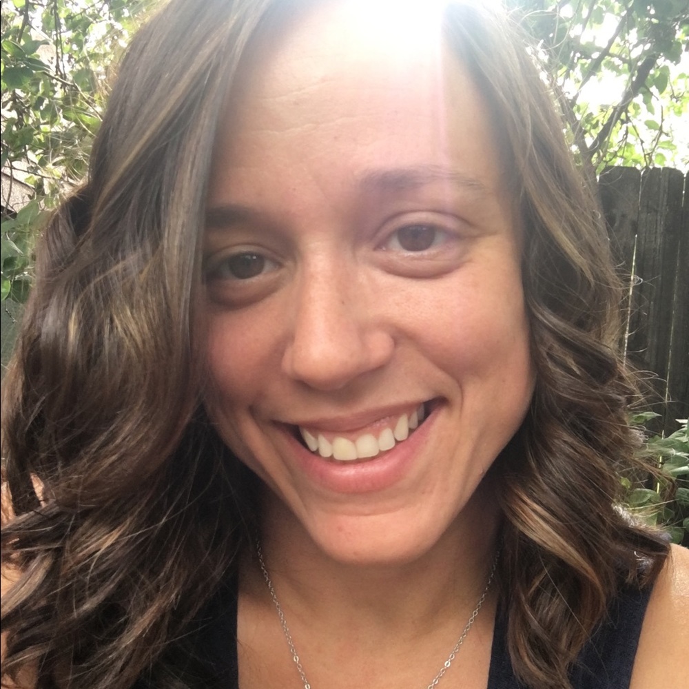 Meet your Posher, Daniella
